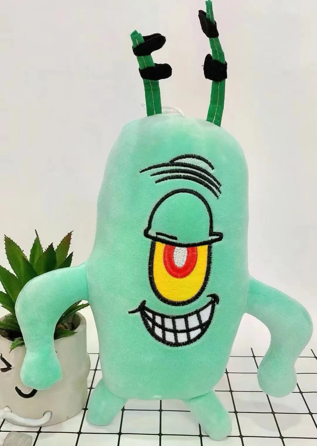 Peluche Bob Esponja - Plankton con los brazos abiertos